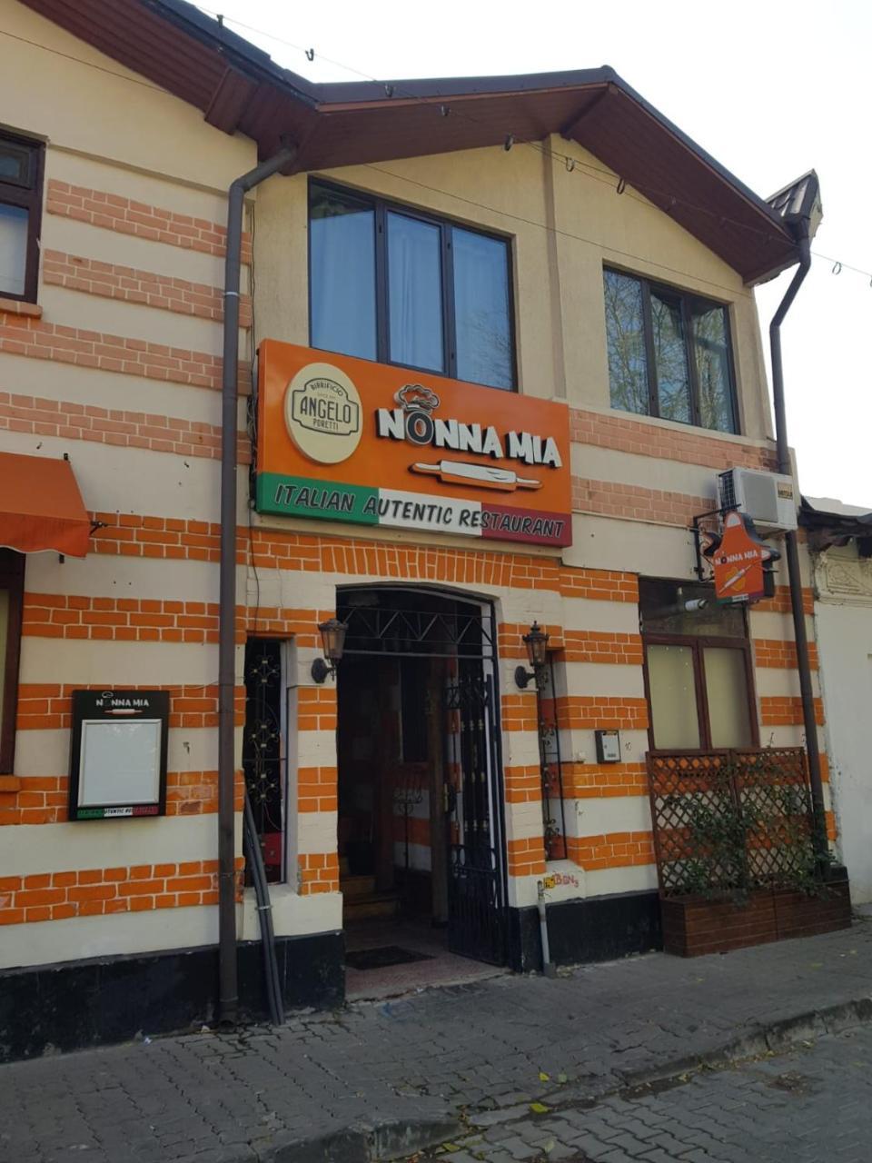Nonna Mia Hotel Bucharest Exterior photo